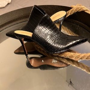 Schutz croc style heels worn once